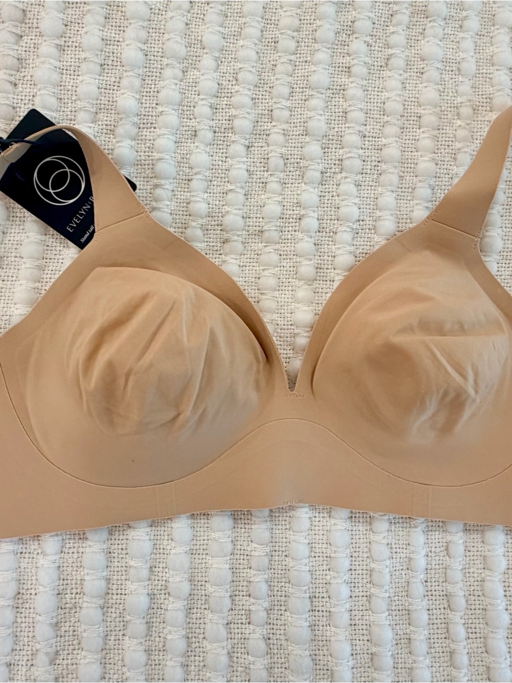Evelyn & Bobbie Starlette Plunge Wireless Bra Small Sand Nude NWT